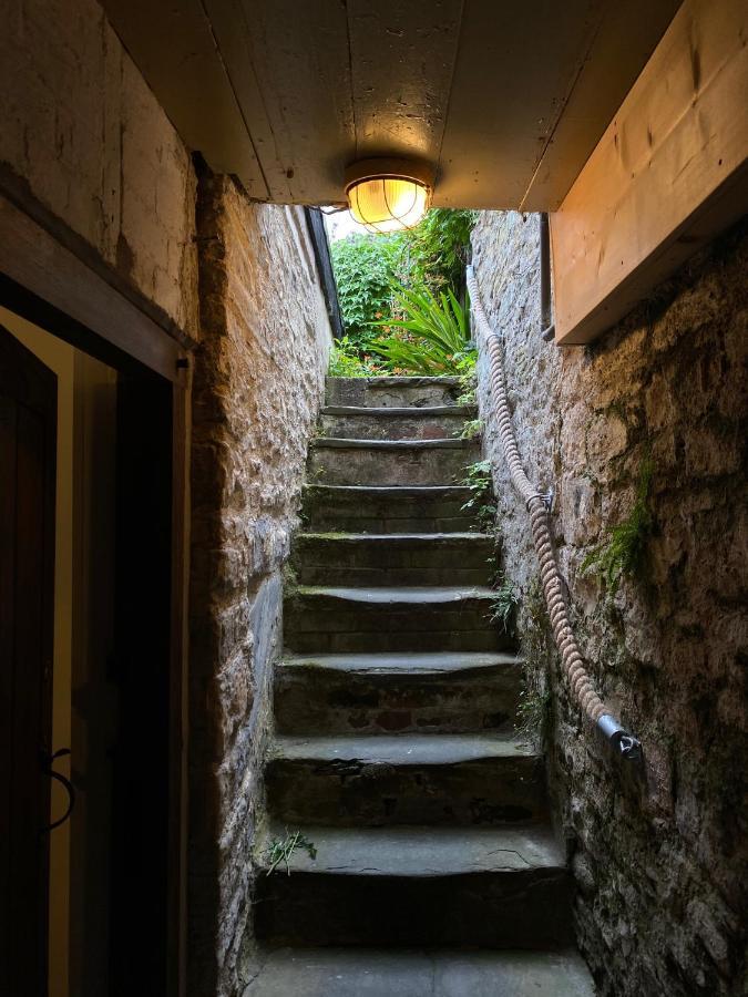 The Pavement Palace Hay-On-Wye Esterno foto